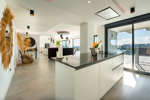 3 camera da letto Appartamento in vendita in La Concha - Resina Golf, Estepona con piscina garage - 799.000 € (Rif: 9489723)