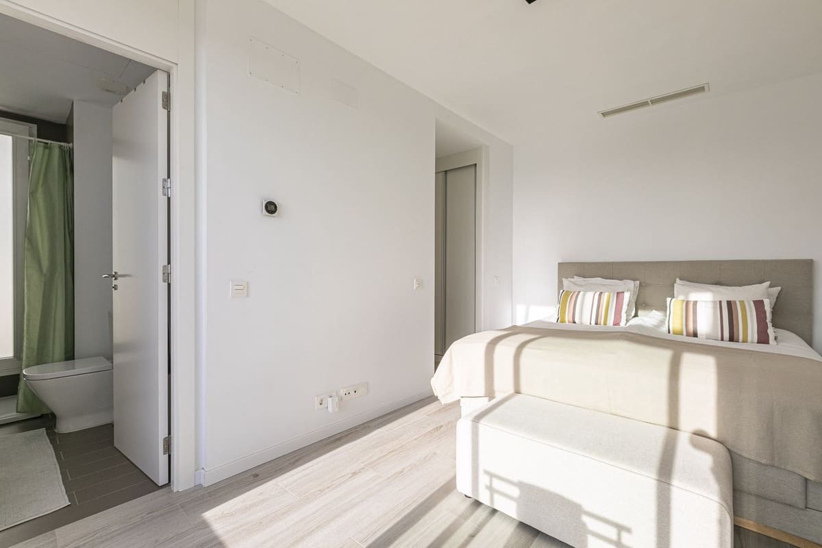 3 bedroom Flat for sale in Cancelada with pool - € 595,000 (Ref: 9489724)