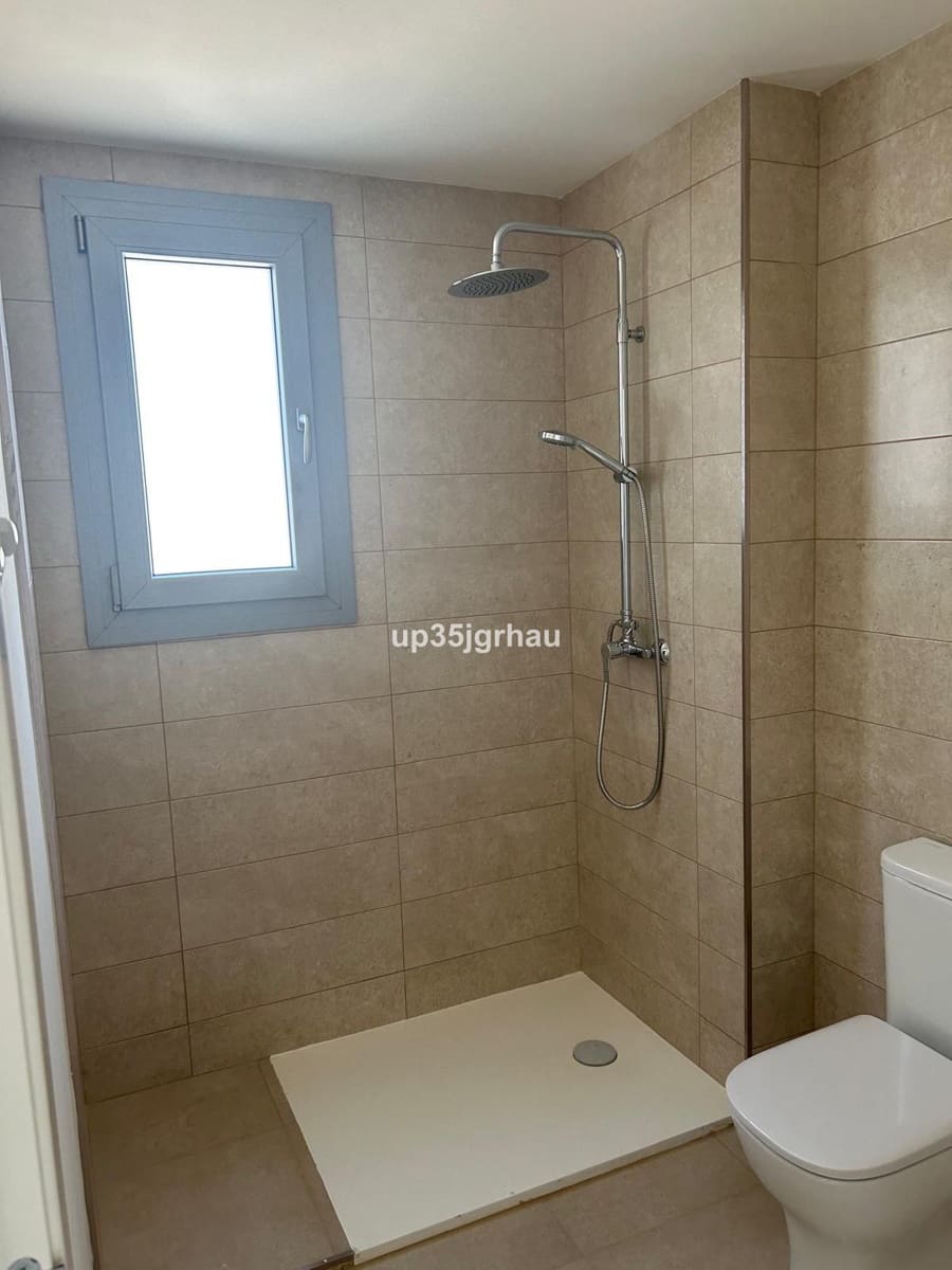 3 bedroom Flat for sale in Buenas Noches with pool garage - € 395,000 (Ref: 9489726)