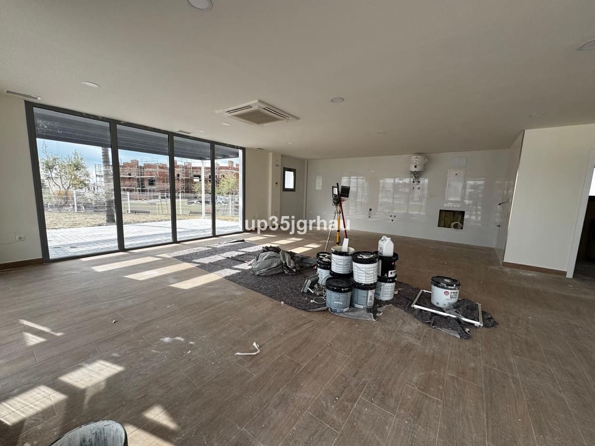 3 bedroom Flat for sale in Buenas Noches with pool garage - € 395,000 (Ref: 9489726)