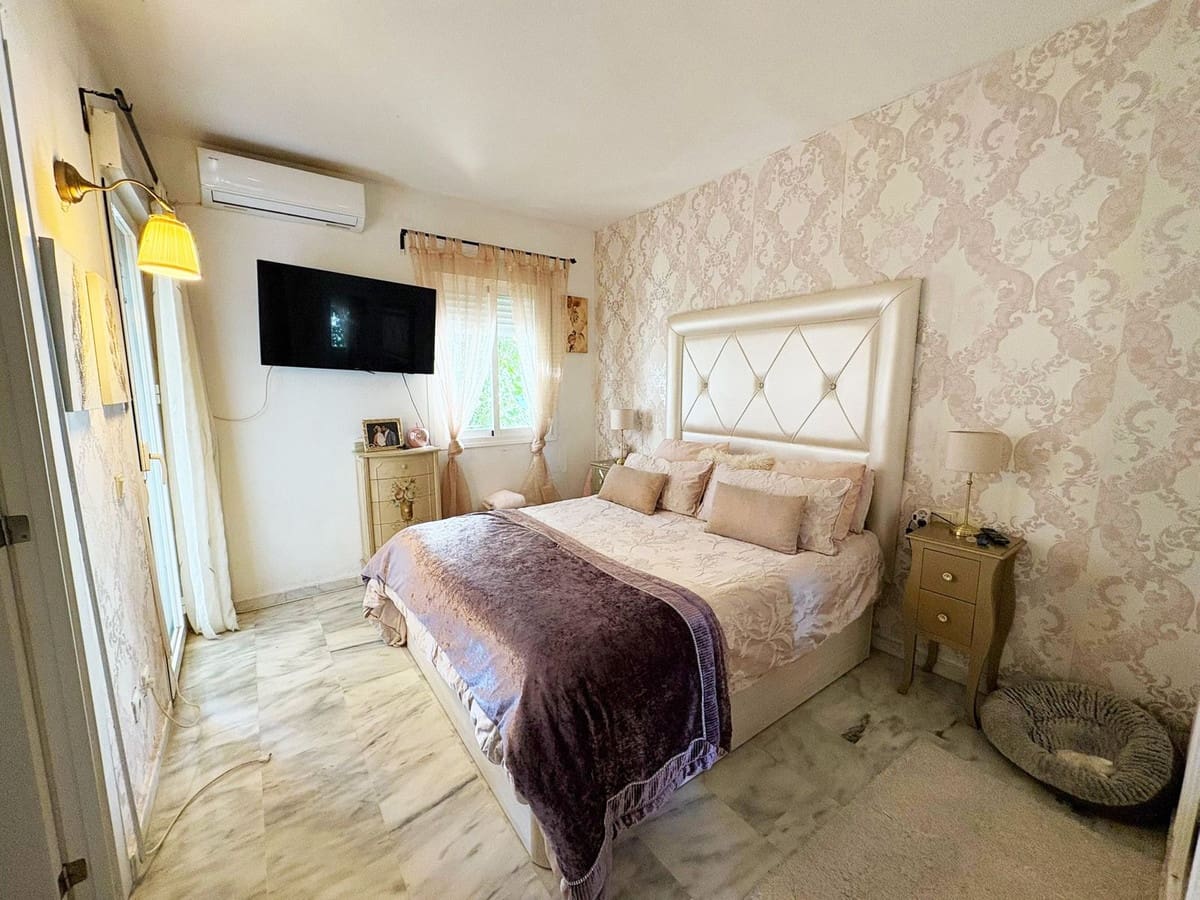 3 bedroom Villa for sale in Bel-Air with pool - € 515,000 (Ref: 9489728)