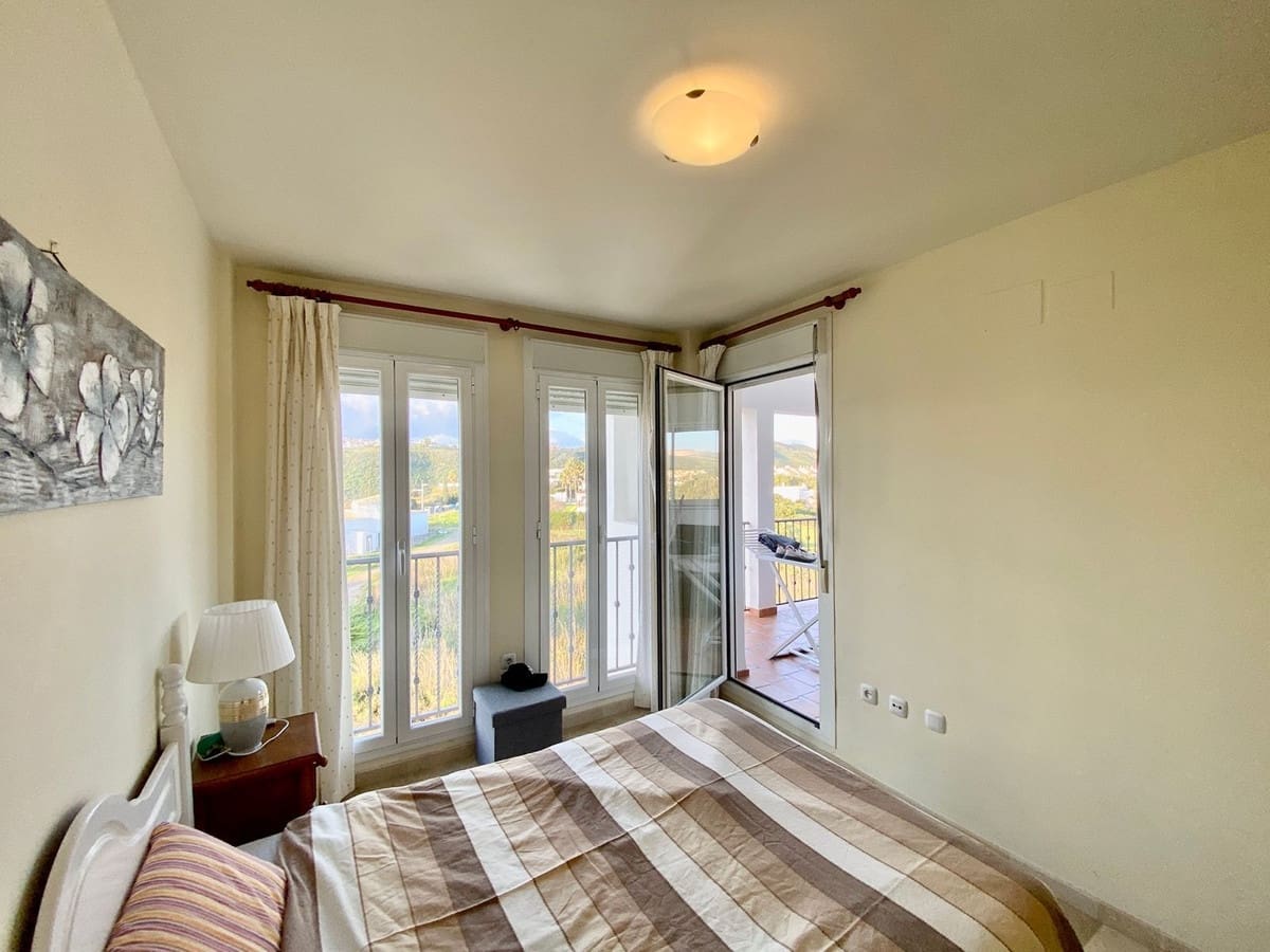 2 bedroom Flat for sale in Manilva with pool garage - € 262,500 (Ref: 9489730)