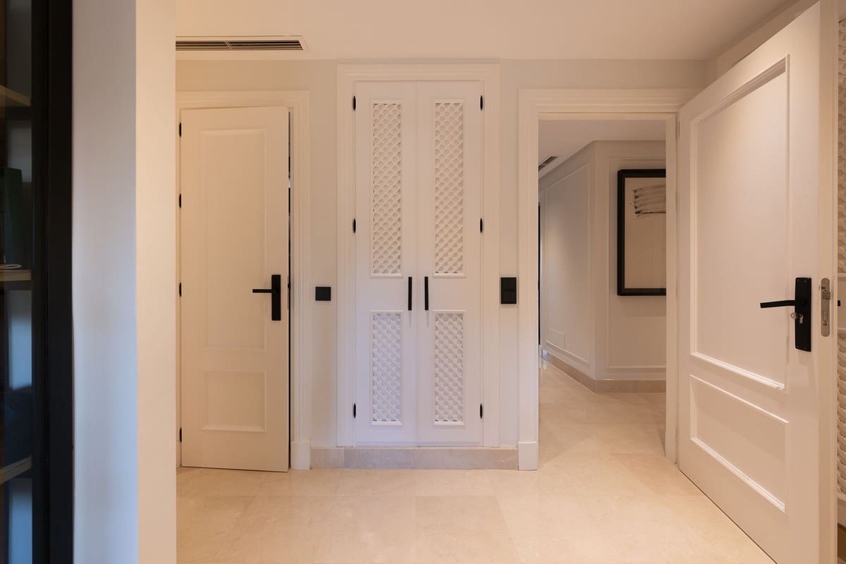 3 slaapkamer Flat te koop in Marbella met zwembad garage - € 1.550.000 (Ref: 9489735)