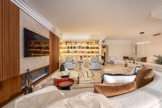 3 slaapkamer Flat te koop in Aloha Golf, Marbella met zwembad garage - € 1.550.000 (Ref: 9489735)