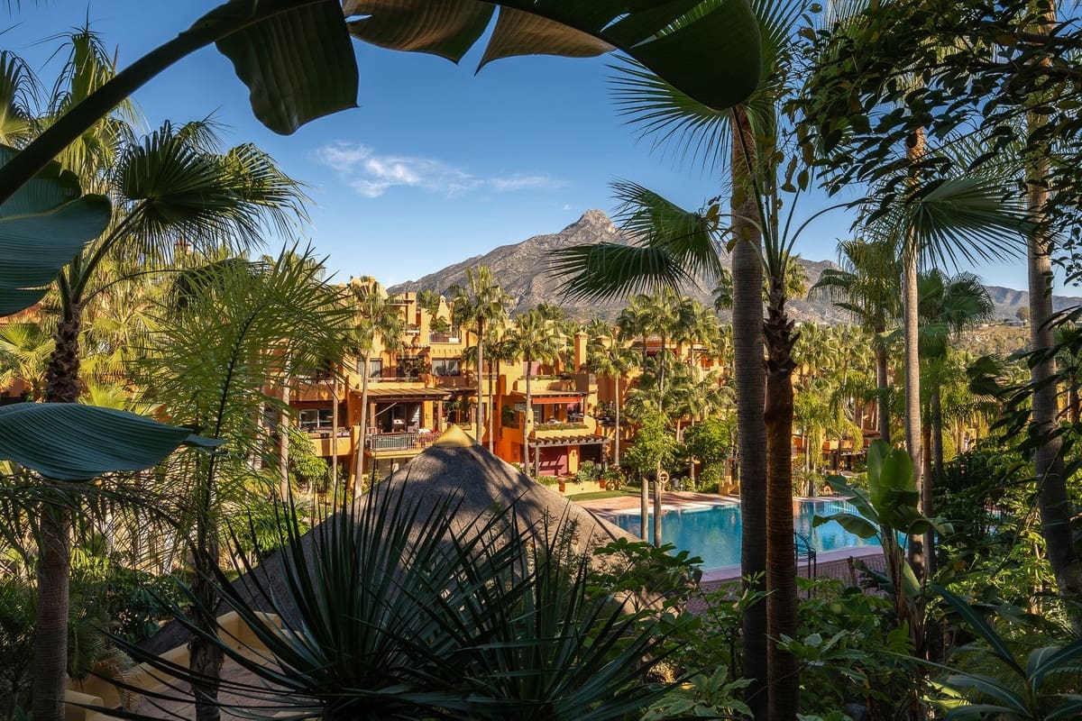 3 slaapkamer Flat te koop in Marbella met zwembad garage - € 1.550.000 (Ref: 9489735)