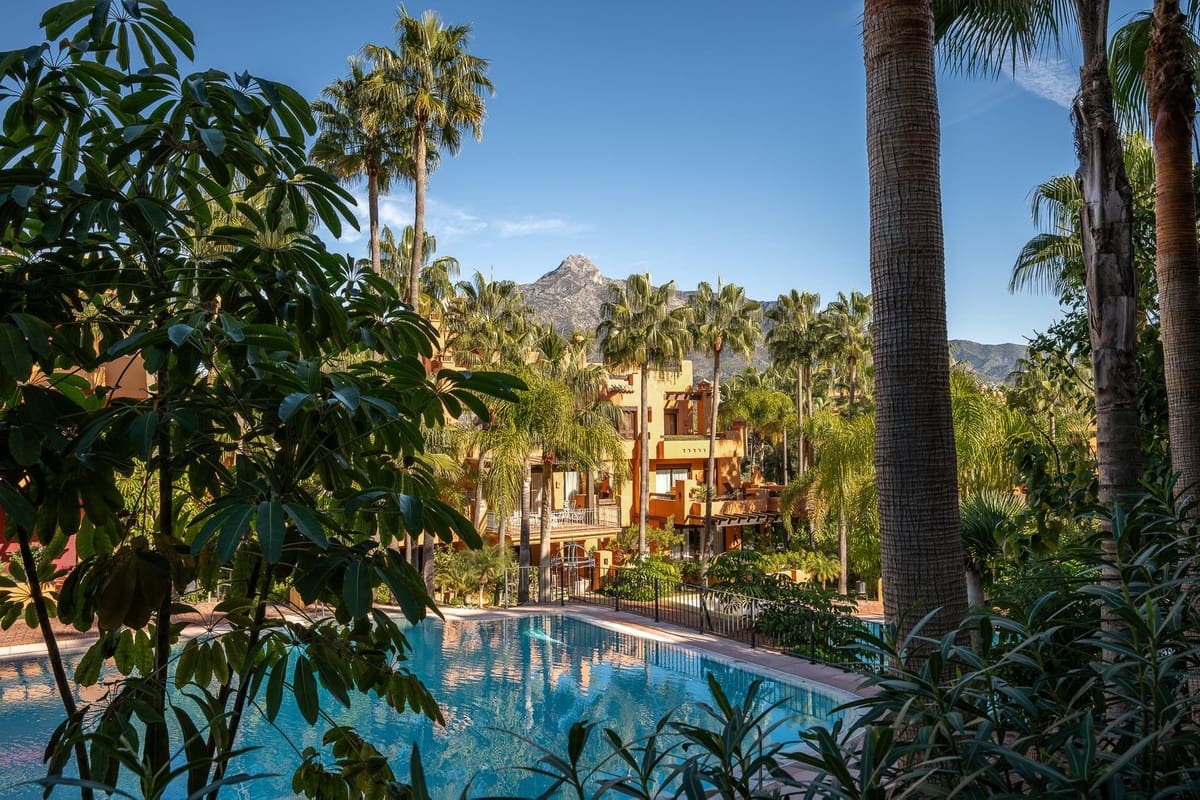 3 slaapkamer Flat te koop in Marbella met zwembad garage - € 1.550.000 (Ref: 9489735)