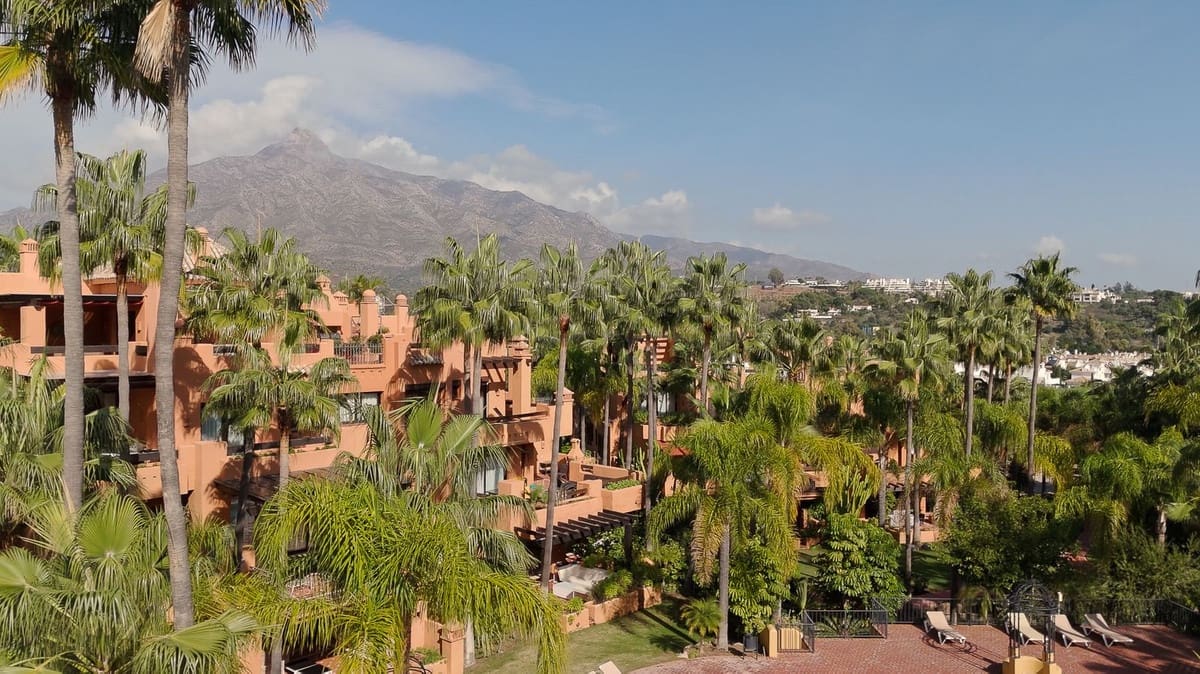3 slaapkamer Flat te koop in Marbella met zwembad garage - € 1.550.000 (Ref: 9489735)