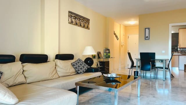 2 soveværelse Lejlighed til salg i La Reserva, Marbella med swimmingpool garage - € 299.000 (Ref: 9489832)