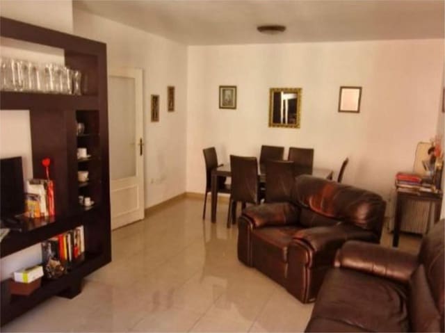 2 chambre Appartement à vendre à Los Jardines de Marbella - La Ermita, Marbella avec piscine garage - 367 500 € (Ref: 9489835)