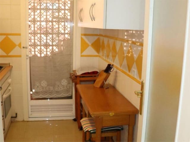 2 chambre Appartement à vendre à Los Jardines de Marbella - La Ermita, Marbella avec piscine garage - 367 500 € (Ref: 9489835)