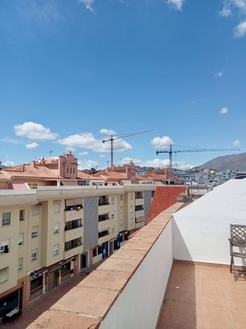 Piso de 3 habitaciones en Estepona Pueblo, Estepona en venta con garaje - 439.000 € (Ref: 9489836)