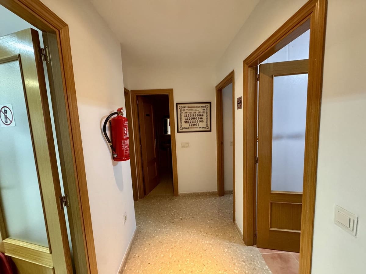 Piso de 3 habitaciones en Estepona en venta con garaje - 439.000 € (Ref: 9489836)