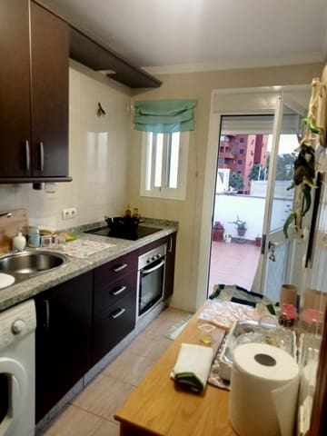 Piso de 3 habitaciones en Estepona Pueblo, Estepona en venta con garaje - 439.000 € (Ref: 9489836)