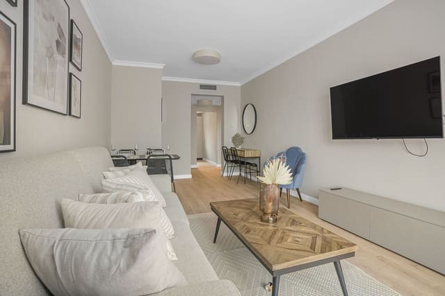 3 chambre Appartement à vendre à Parque Central, Estepona avec piscine garage - 440 000 € (Ref: 9489838)