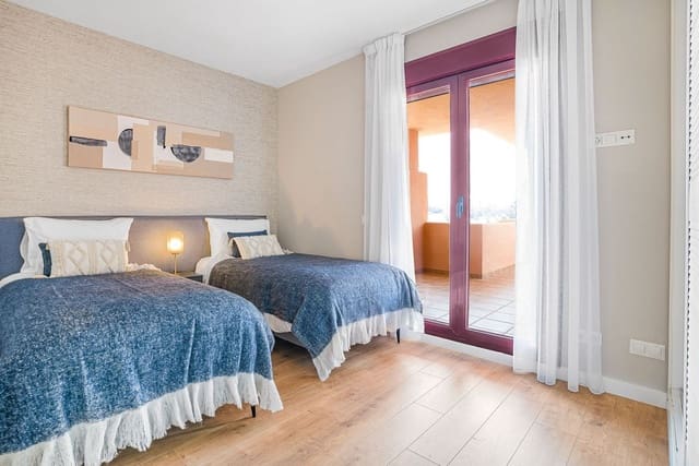 3 chambre Appartement à vendre à Parque Central, Estepona avec piscine garage - 440 000 € (Ref: 9489838)