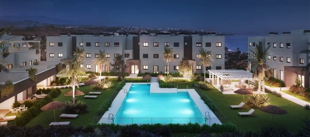 2 bedroom Flat for sale in Centro, Estepona with pool - € 420,000 (Ref: 9489841)