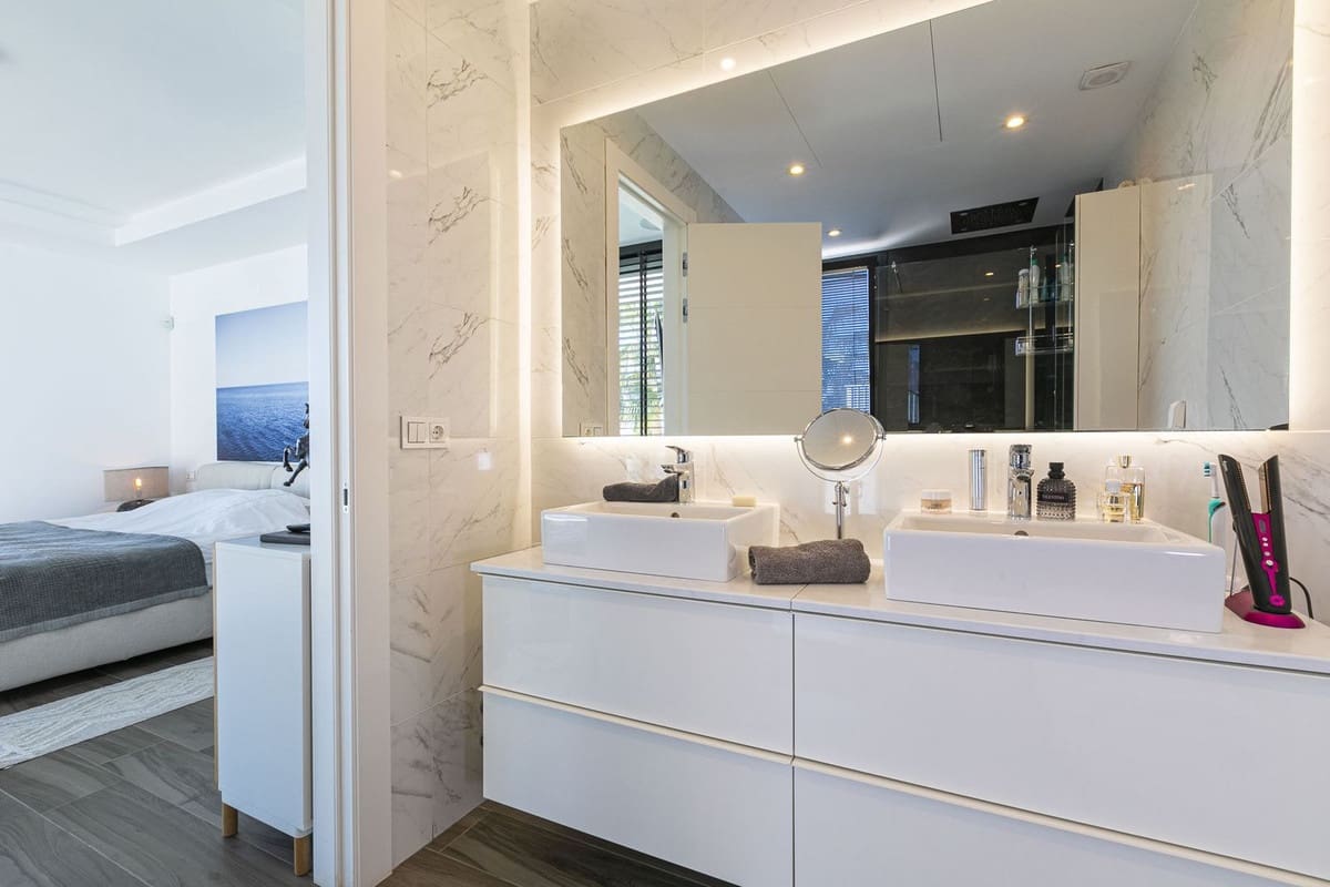 4 soveværelse Villa til salg i Benahavis med swimmingpool - € 5.250.000 (Ref: 9491708)