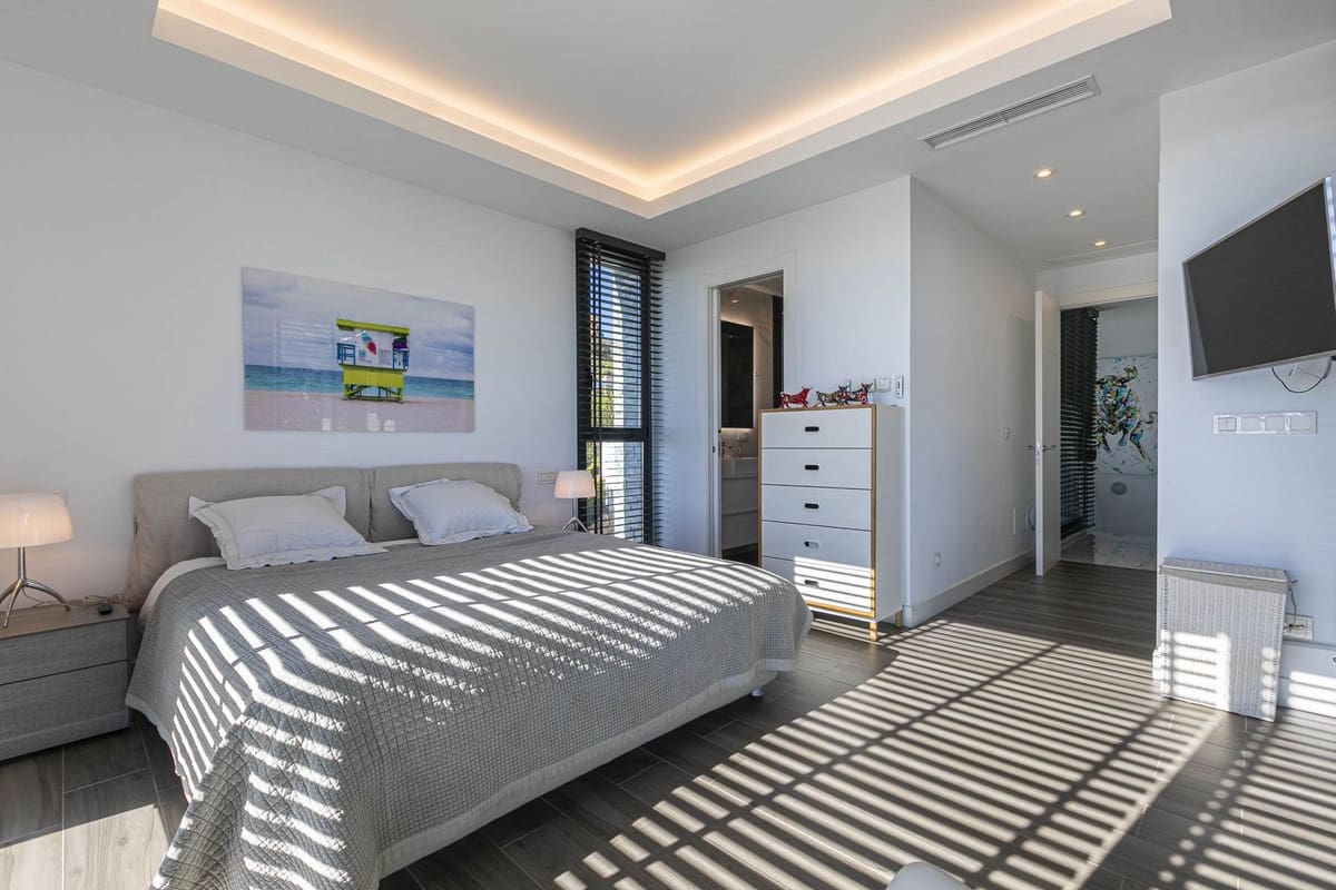 4 soveværelse Villa til salg i Benahavis med swimmingpool - € 5.250.000 (Ref: 9491708)