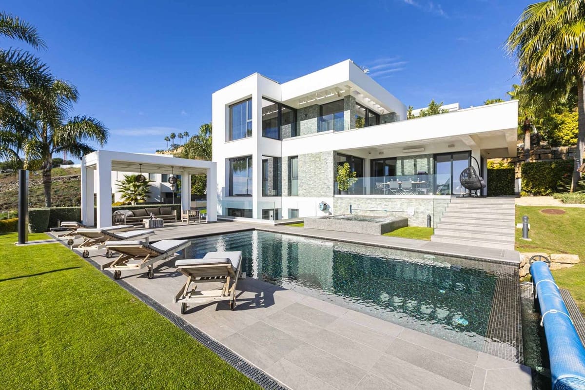 4 soveværelse Villa til salg i Benahavis med swimmingpool - € 5.250.000 (Ref: 9491708)