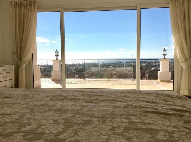 Chalet de 7 habitaciones en Bel-Air, Estepona en venta con piscina garaje - 3.995.000 € (Ref: 9491710)