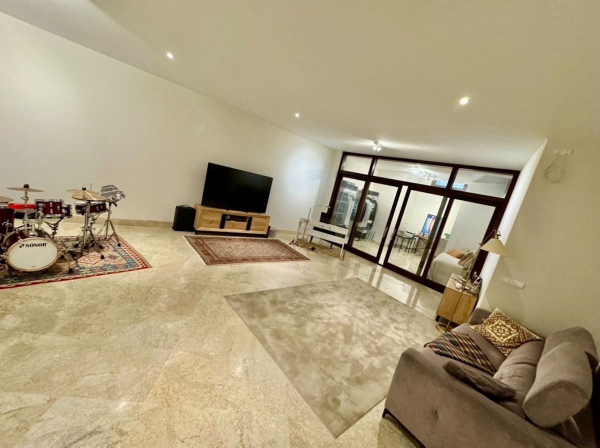 3 sypialnia Mieszkanie na sprzedaż w Marbella z basenem garażem - 1 450 000 € (Ref: 9500245)