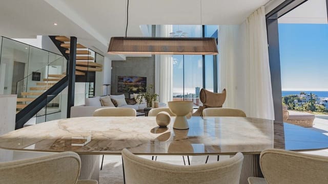 Chalet de 4 habitaciones en Río Real, Marbella en venta con piscina garaje - 1.790.000 € (Ref: 9500246)