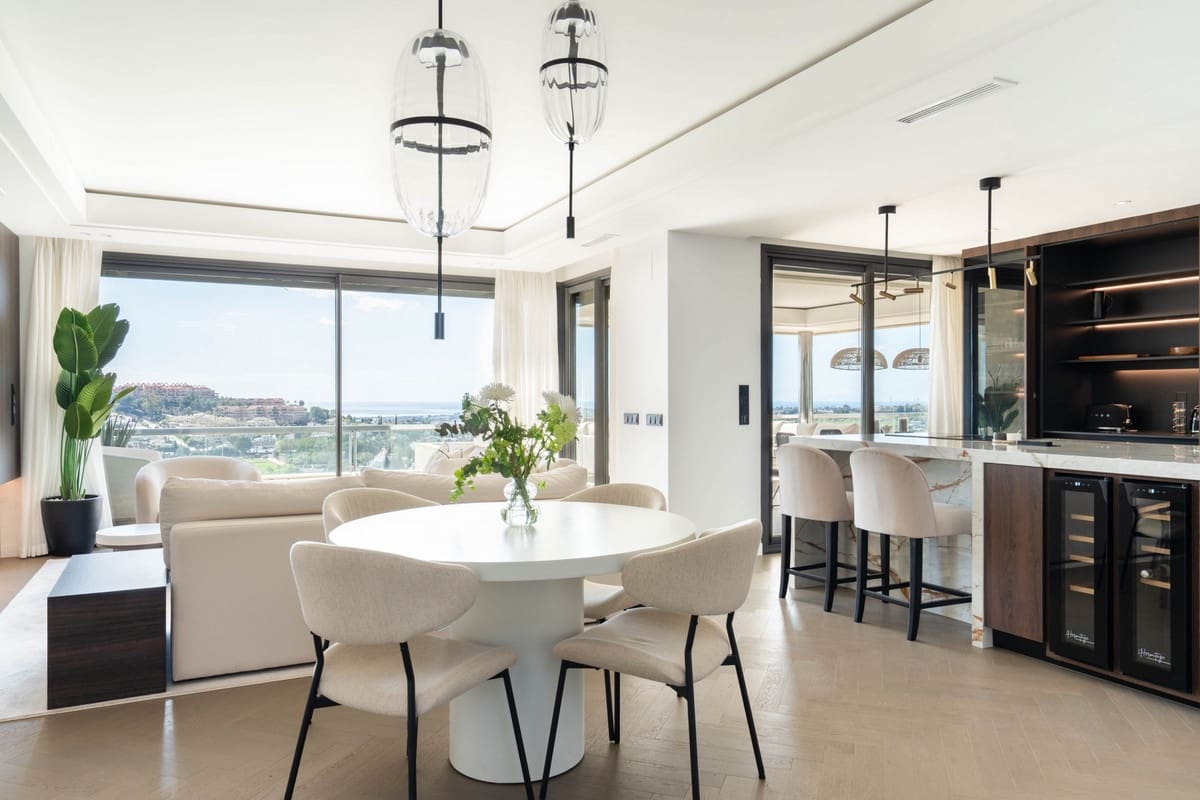 3 soverom Leilighet til salgs i Marbella med svømmebasseng garasje - € 2 495 000 (Ref: 9500249)