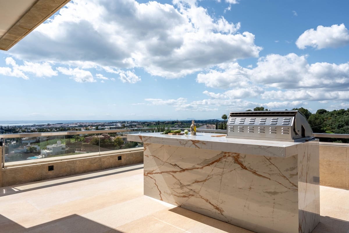 3 soverom Leilighet til salgs i Marbella med svømmebasseng garasje - € 2 495 000 (Ref: 9500249)