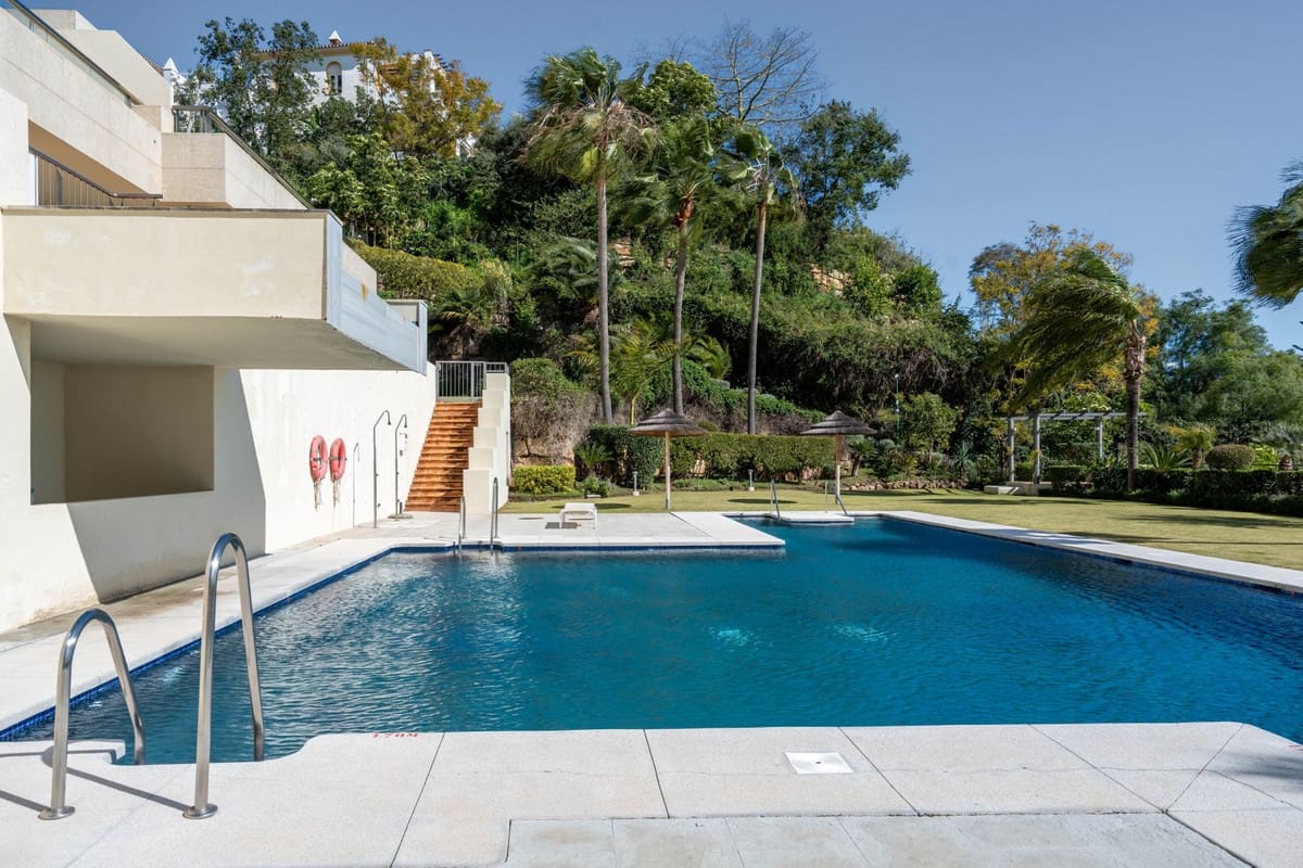 3 soverom Leilighet til salgs i Marbella med svømmebasseng garasje - € 2 495 000 (Ref: 9500249)