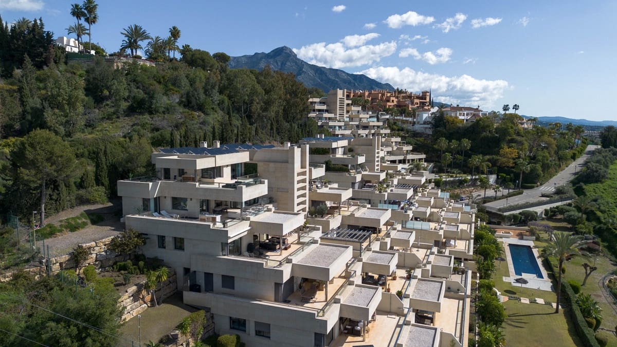 3 soverom Leilighet til salgs i Marbella med svømmebasseng garasje - € 2 495 000 (Ref: 9500249)