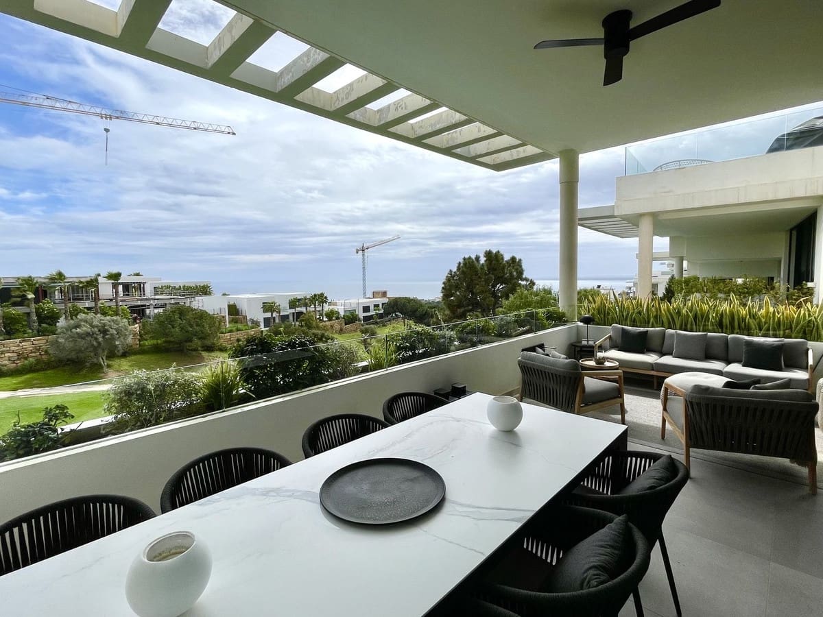 3 soveværelse Villa til salg i Marbella med swimmingpool garage - € 1.650.000 (Ref: 9500250)