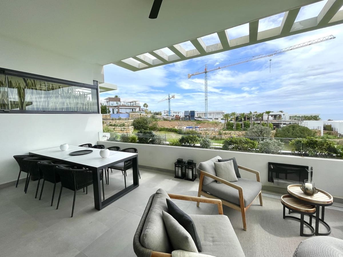 3 soveværelse Villa til salg i Marbella med swimmingpool garage - € 1.650.000 (Ref: 9500250)