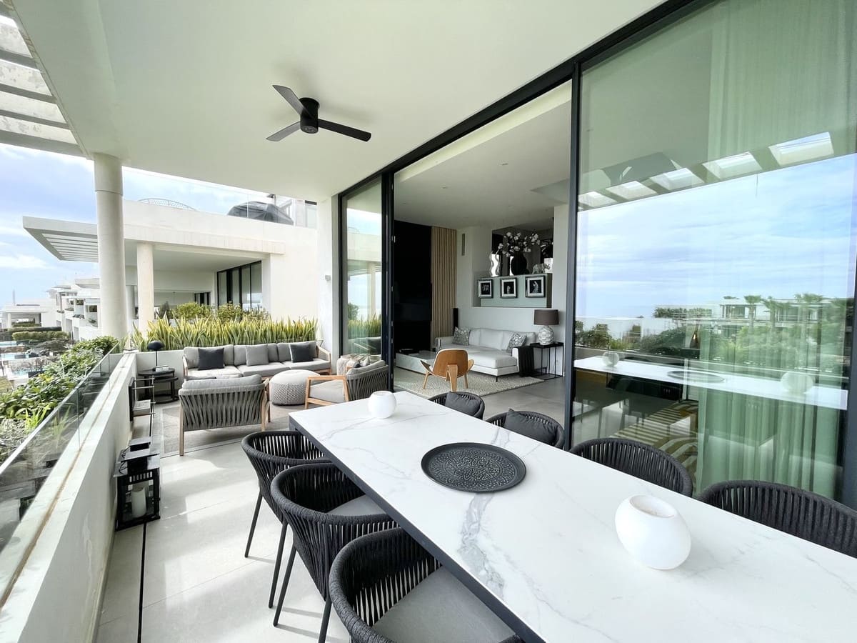 3 soveværelse Villa til salg i Marbella med swimmingpool garage - € 1.650.000 (Ref: 9500250)