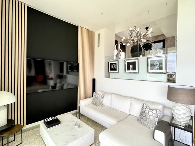 3 soveværelse Villa til salg i Cabopino - Artola, Marbella med swimmingpool garage - € 1.650.000 (Ref: 9500250)