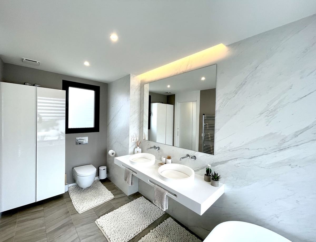 3 soveværelse Villa til salg i Marbella med swimmingpool garage - € 1.650.000 (Ref: 9500250)