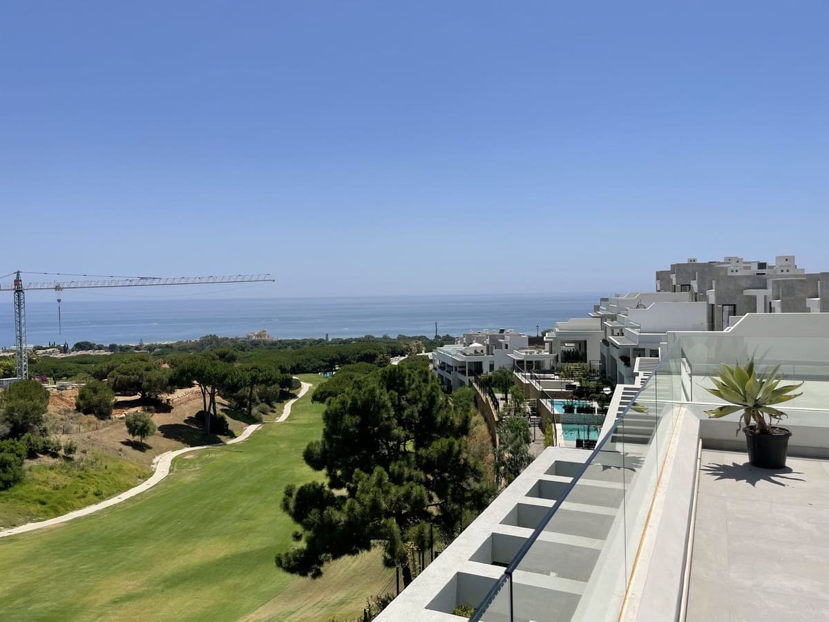 3 soveværelse Villa til salg i Marbella med swimmingpool garage - € 1.650.000 (Ref: 9500250)