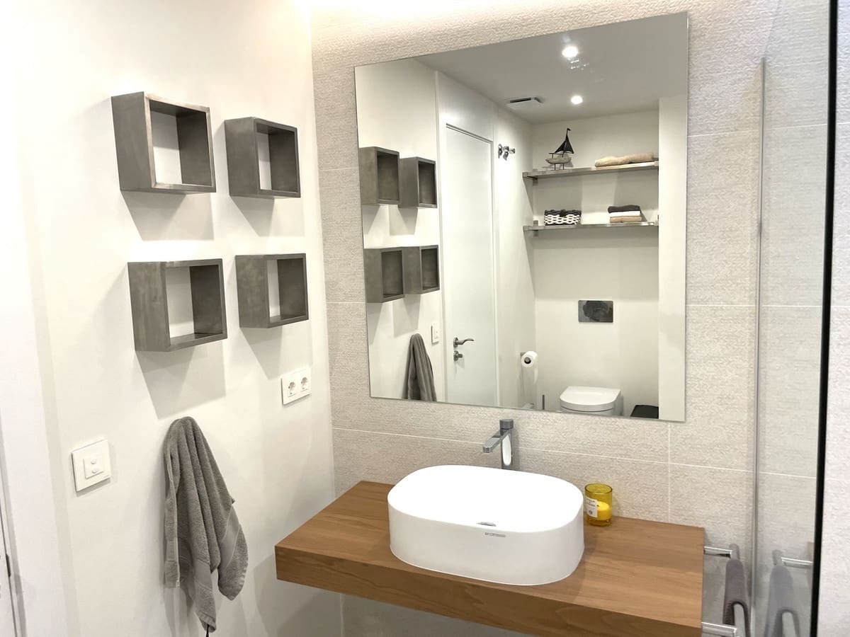 3 soveværelse Villa til salg i Marbella med swimmingpool garage - € 1.650.000 (Ref: 9500250)