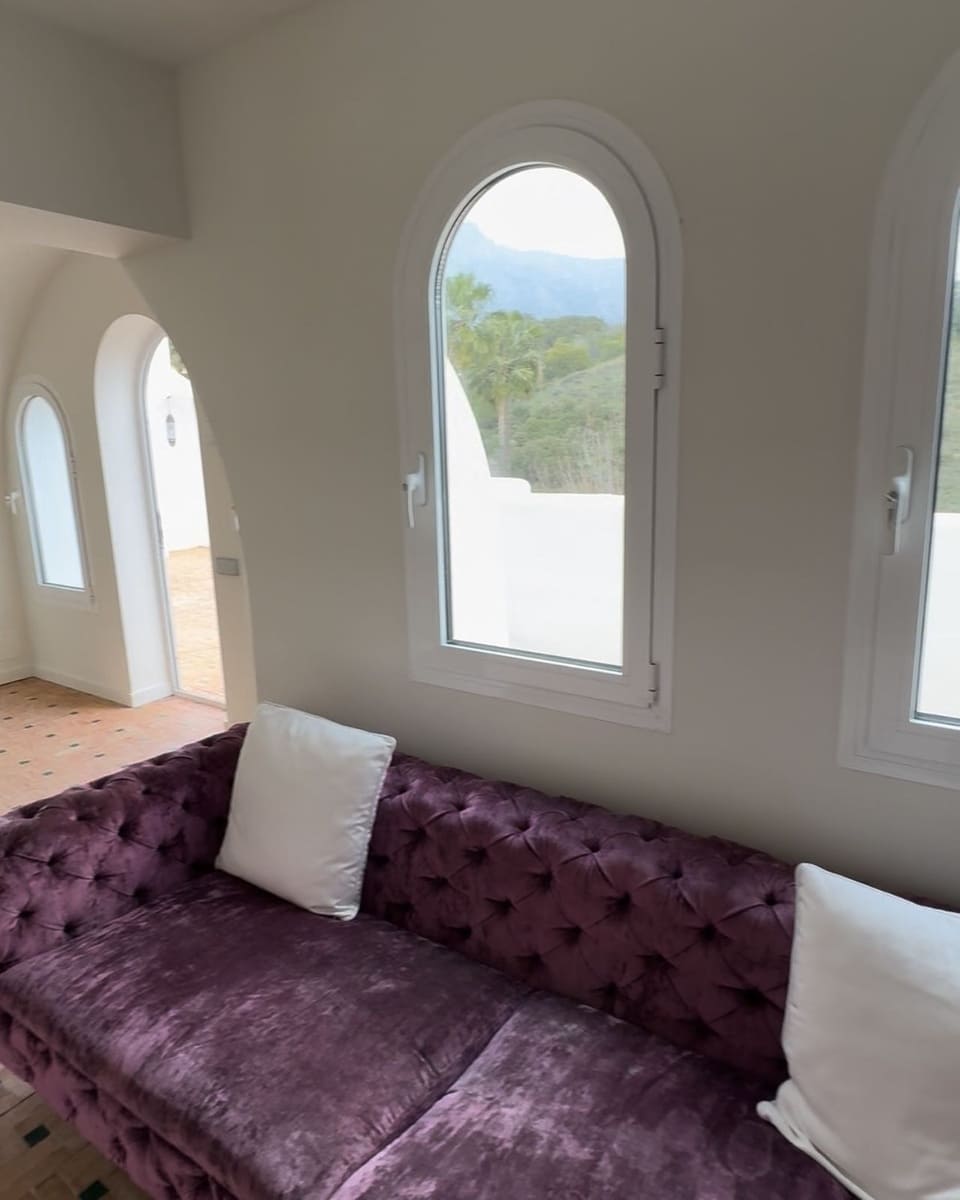 Chalet de 5 habitaciones en Marbella en venta con piscina garaje - 1.950.000 € (Ref: 9500254)