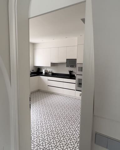 Chalet de 5 habitaciones en La Carolina - Guadalpín, Marbella en venta con piscina garaje - 1.950.000 € (Ref: 9500254)