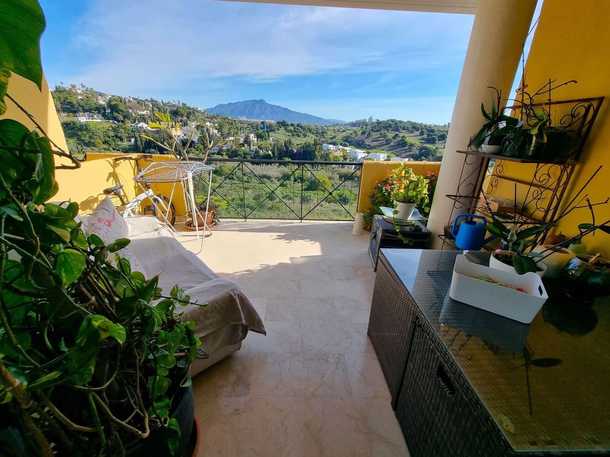 3 soverom Leilighet til salgs i Estepona med svømmebasseng garasje - € 630 000 (Ref: 9500256)