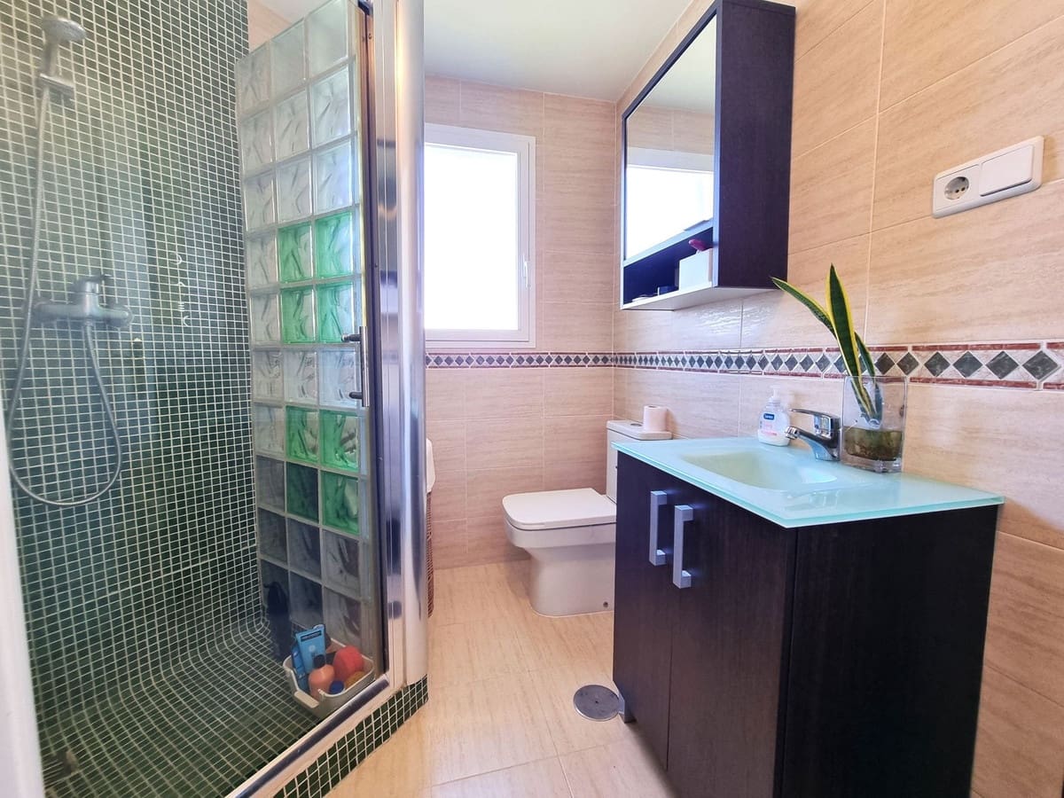 3 soverom Leilighet til salgs i Estepona med svømmebasseng garasje - € 630 000 (Ref: 9500256)