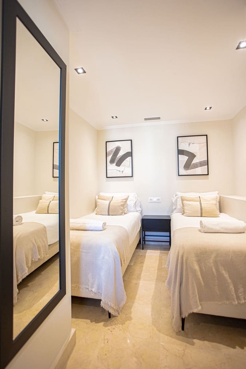 3 makuuhuone Asunto myytävänä paikassa Marbella mukana uima-altaan - 655 000 € (Ref: 9500668)