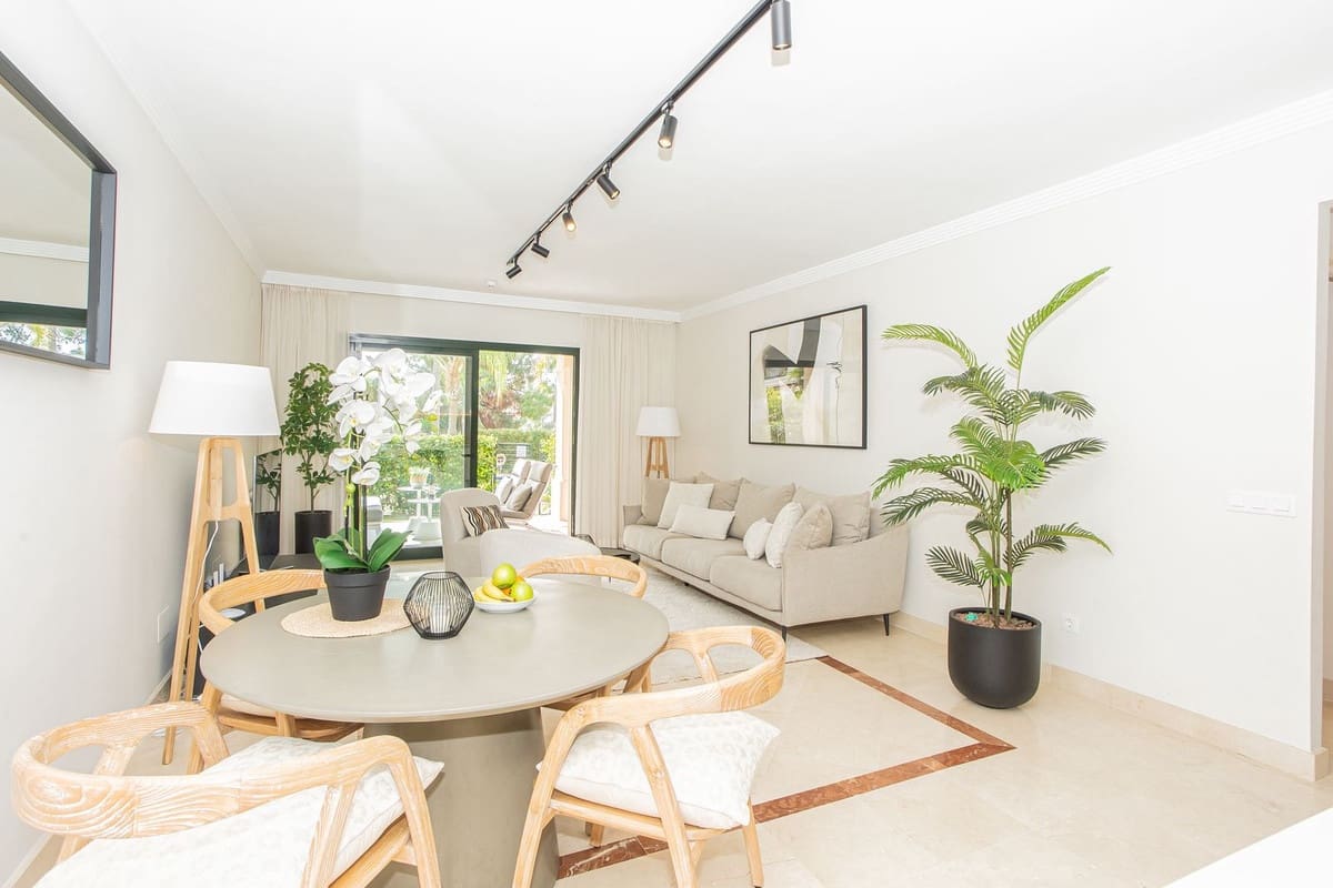 3 makuuhuone Asunto myytävänä paikassa Marbella mukana uima-altaan - 655 000 € (Ref: 9500668)