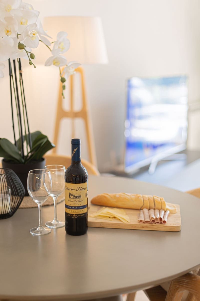 3 makuuhuone Asunto myytävänä paikassa Marbella mukana uima-altaan - 655 000 € (Ref: 9500668)