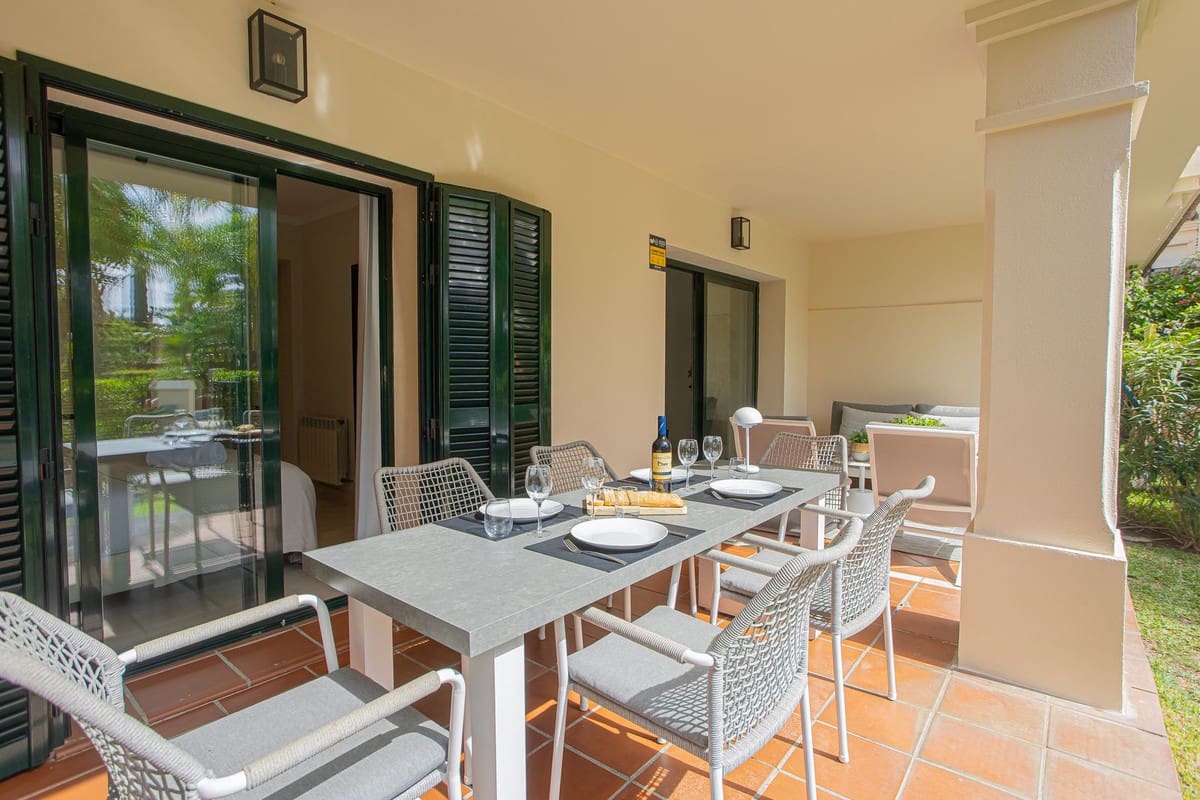 3 makuuhuone Asunto myytävänä paikassa Marbella mukana uima-altaan - 655 000 € (Ref: 9500668)