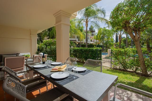 3 makuuhuone Asunto myytävänä paikassa La Dama de Noche - La Alzambra, Marbella mukana uima-altaan - 655 000 € (Ref: 9500668)