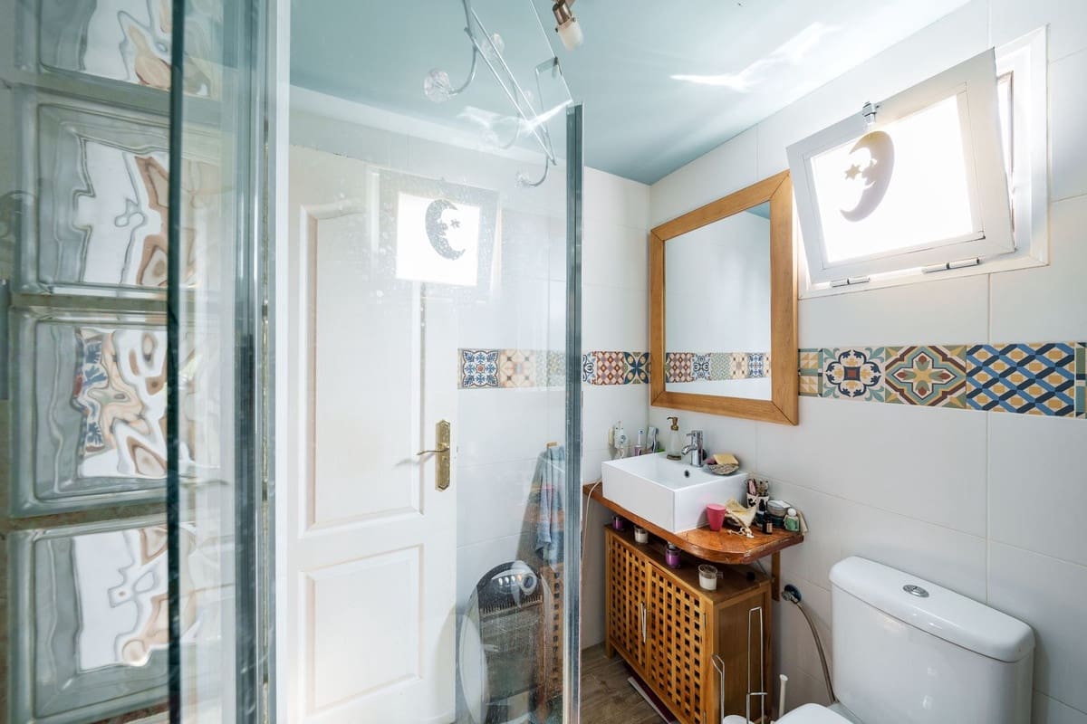 3 soveværelse Villa til salg i Marbella med swimmingpool garage - € 790.000 (Ref: 9500669)