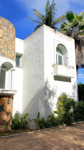 Chalet de 4 habitaciones en El Paraiso, Estepona en venta con piscina - 1.850.000 € (Ref: 9500679)