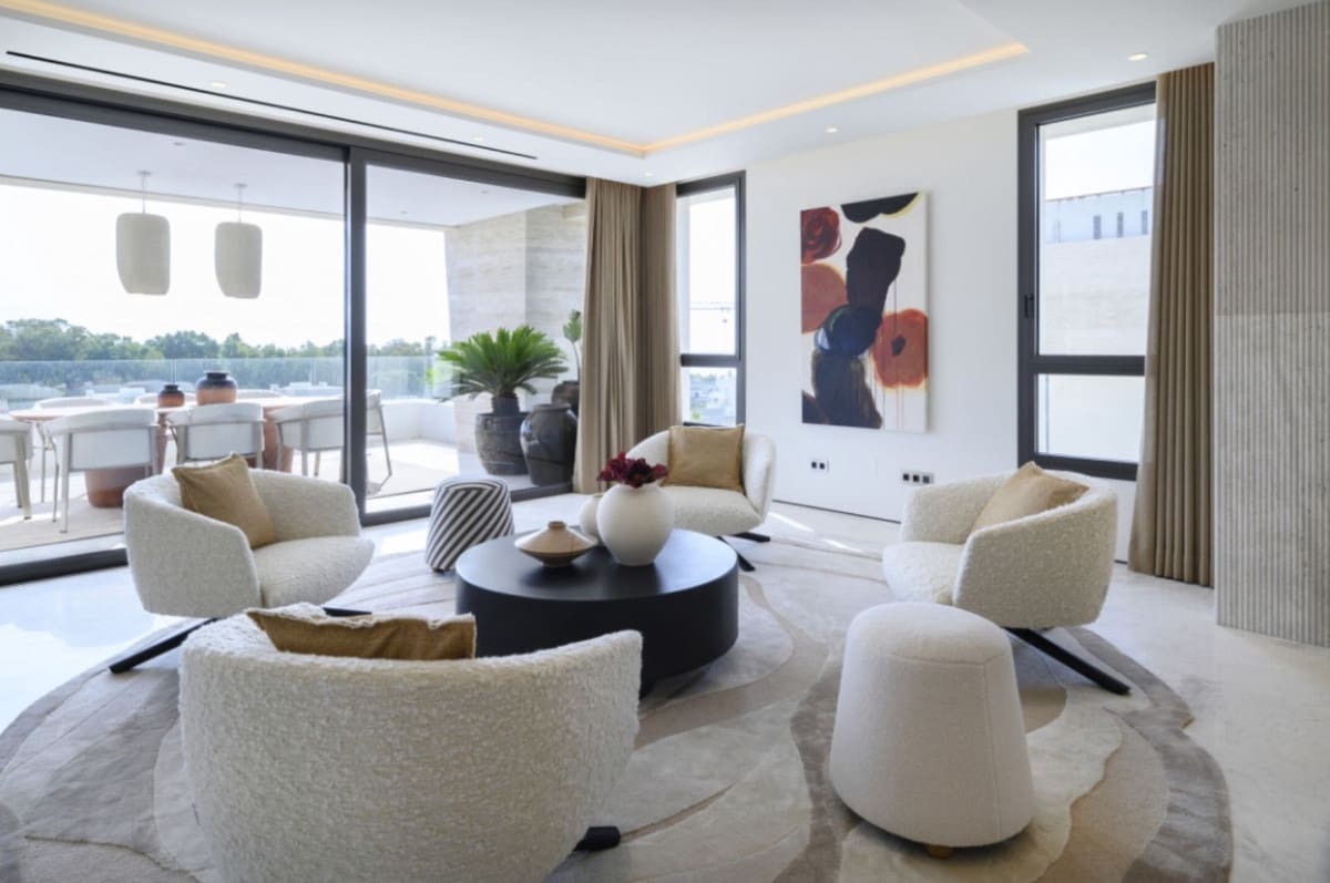 4 slaapkamer Villa te koop in Marbella met zwembad - € 11.900.000 (Ref: 9500906)