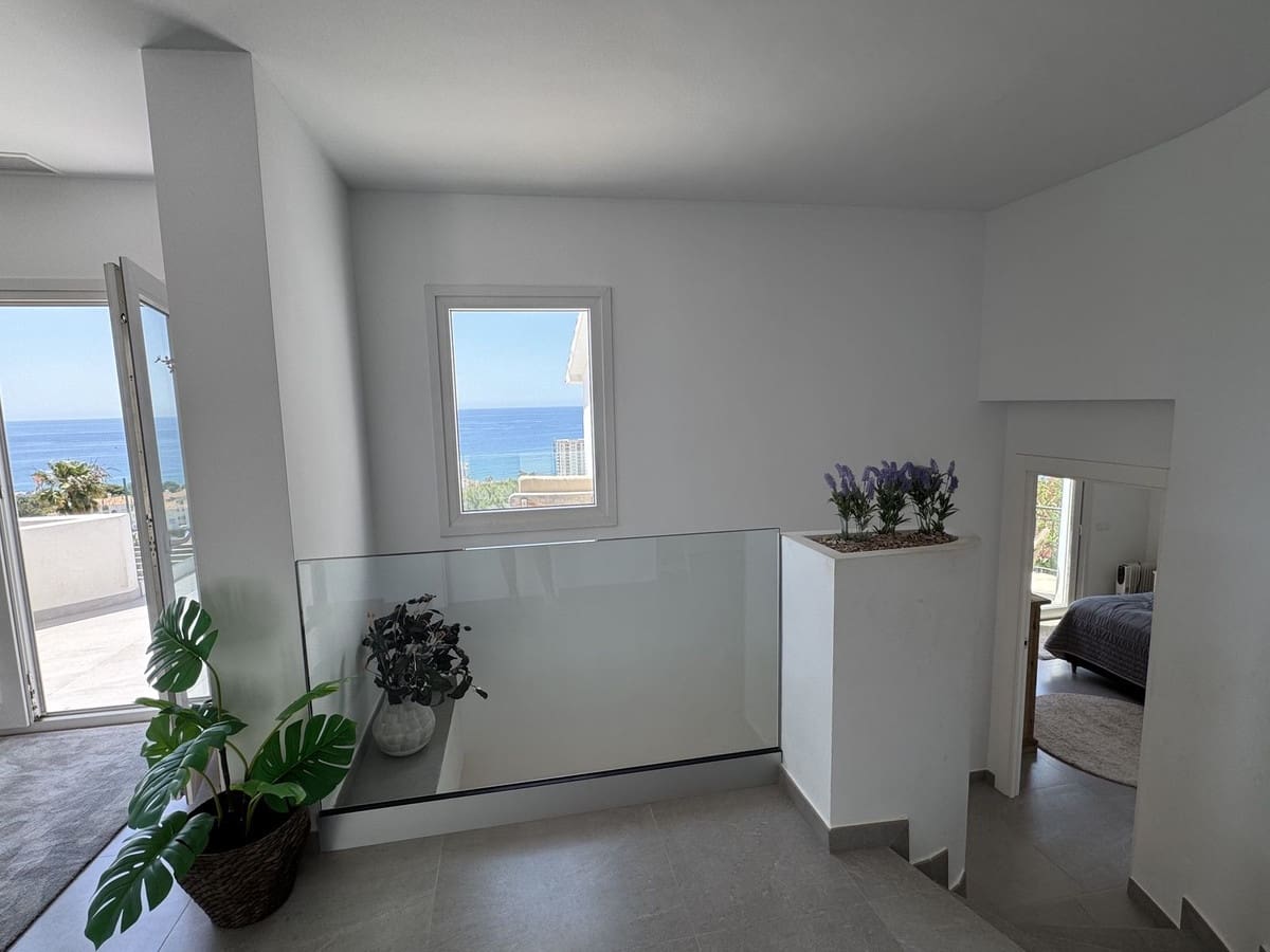 Chalet de 4 habitaciones en Mijas en venta con piscina - 1.750.000 € (Ref: 9500907)